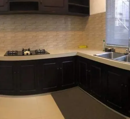 Suweg Guest House 3 Bed Room